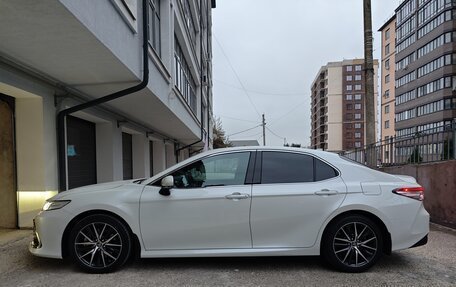 Toyota Camry, 2021 год, 4 400 000 рублей, 6 фотография