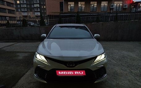 Toyota Camry, 2021 год, 4 400 000 рублей, 8 фотография