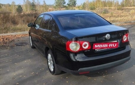 Volkswagen Jetta VI, 2009 год, 780 000 рублей, 8 фотография