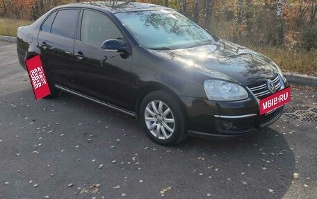 Volkswagen Jetta VI, 2009 год, 780 000 рублей, 3 фотография