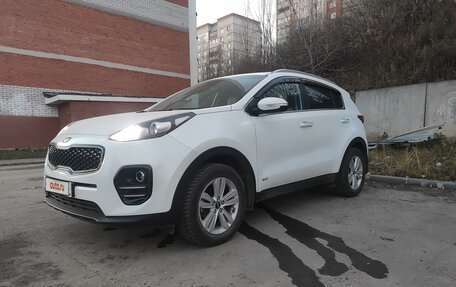 KIA Sportage IV рестайлинг, 2016 год, 1 810 000 рублей, 2 фотография