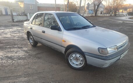 Nissan Sunny, 1991 год, 165 000 рублей, 2 фотография