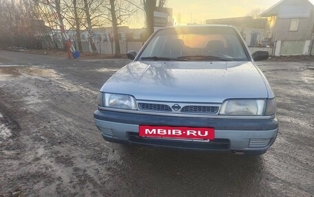 Nissan Sunny, 1991 год, 165 000 рублей, 4 фотография