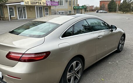 Mercedes-Benz E-Класс, 2018 год, 4 400 000 рублей, 10 фотография