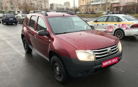 Renault Duster I рестайлинг, 2014 год, 720 000 рублей, 1 фотография