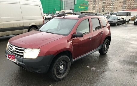 Renault Duster I рестайлинг, 2014 год, 720 000 рублей, 2 фотография