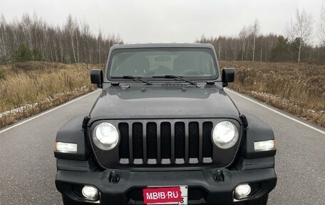 Jeep Wrangler, 2019 год, 4 290 000 рублей, 2 фотография