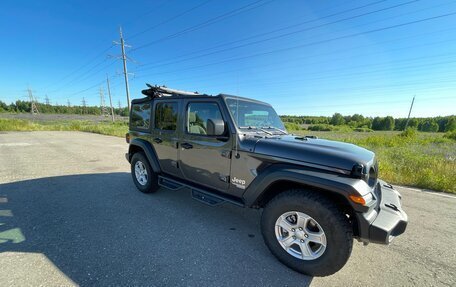 Jeep Wrangler, 2019 год, 4 290 000 рублей, 28 фотография