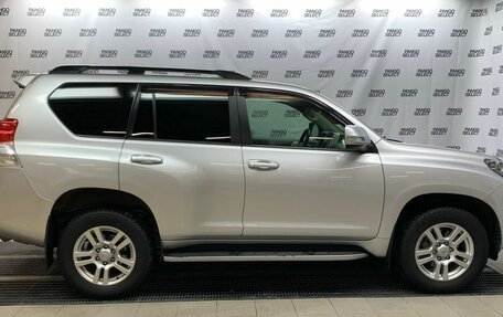 Toyota Land Cruiser Prado 150 рестайлинг 2, 2012 год, 2 700 000 рублей, 4 фотография