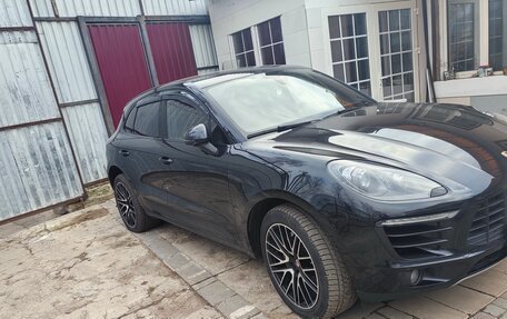 Porsche Macan I рестайлинг, 2015 год, 2 780 000 рублей, 2 фотография