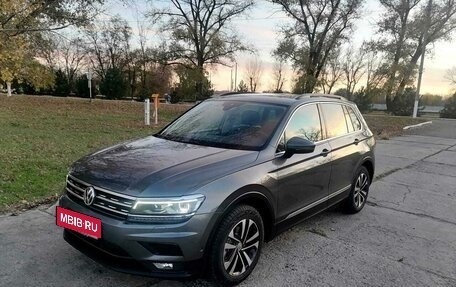 Volkswagen Tiguan II, 2020 год, 2 985 000 рублей, 4 фотография