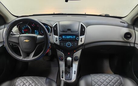 Chevrolet Cruze II, 2014 год, 950 000 рублей, 13 фотография