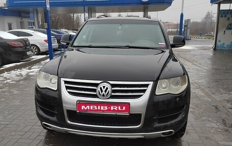 Volkswagen Touareg III, 2009 год, 1 350 000 рублей, 1 фотография