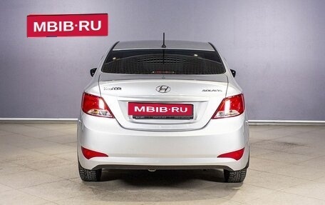 Hyundai Solaris II рестайлинг, 2015 год, 1 004 600 рублей, 10 фотография