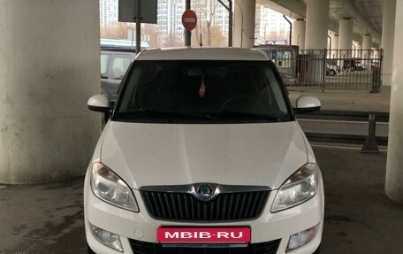 Skoda Fabia II, 2011 год, 630 000 рублей, 4 фотография