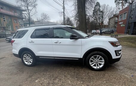 Ford Explorer VI, 2017 год, 2 950 000 рублей, 6 фотография