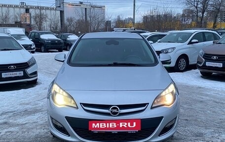 Opel Astra J, 2012 год, 690 000 рублей, 2 фотография