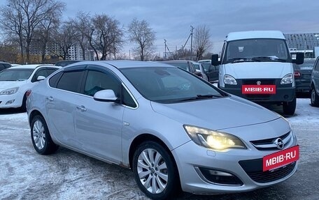 Opel Astra J, 2012 год, 690 000 рублей, 3 фотография