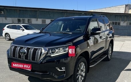 Toyota Land Cruiser Prado 150 рестайлинг 2, 2019 год, 6 300 000 рублей, 6 фотография