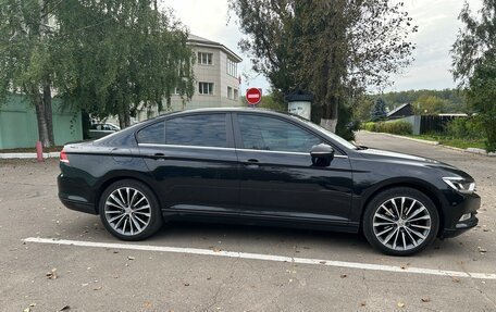 Volkswagen Passat B8 рестайлинг, 2015 год, 1 700 000 рублей, 4 фотография