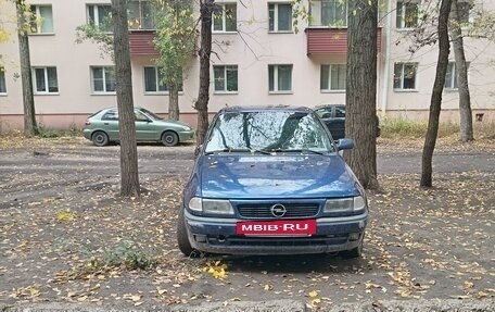 Opel Astra F, 1997 год, 145 000 рублей, 2 фотография