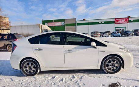 Toyota Prius, 2012 год, 1 999 999 рублей, 7 фотография