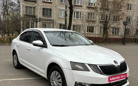 Skoda Octavia, 2017 год, 1 100 000 рублей, 12 фотография