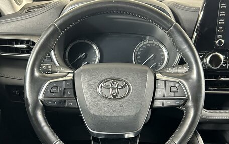 Toyota Highlander, 2021 год, 5 799 000 рублей, 15 фотография