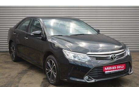 Toyota Camry, 2016 год, 2 275 000 рублей, 3 фотография