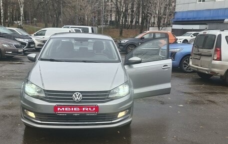 Volkswagen Polo VI (EU Market), 2018 год, 1 500 000 рублей, 3 фотография