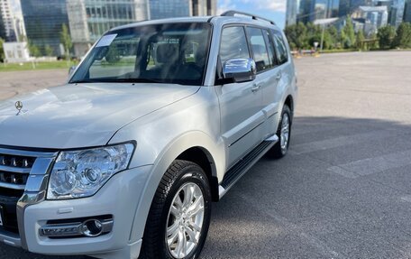 Mitsubishi Pajero IV, 2019 год, 4 000 000 рублей, 4 фотография