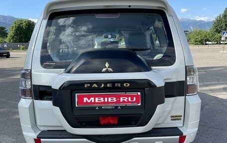 Mitsubishi Pajero IV, 2019 год, 4 000 000 рублей, 13 фотография