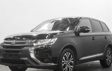 Mitsubishi Outlander III рестайлинг 3, 2018 год, 2 379 000 рублей, 1 фотография