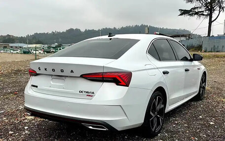 Skoda Octavia IV, 2021 год, 1 690 000 рублей, 4 фотография