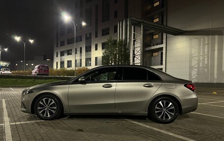 Mercedes-Benz A-Класс, 2019 год, 2 400 000 рублей, 4 фотография