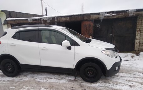 Opel Mokka I, 2013 год, 1 016 000 рублей, 27 фотография