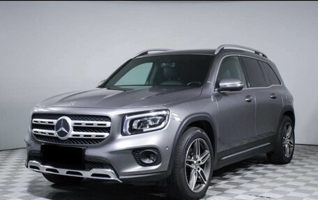 Mercedes-Benz GLB, 2020 год, 3 100 000 рублей, 2 фотография