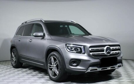 Mercedes-Benz GLB, 2020 год, 3 100 000 рублей, 3 фотография