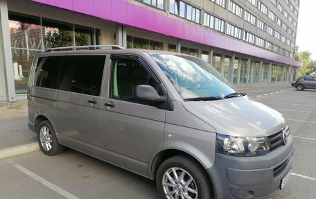 Volkswagen Transporter T5 рестайлинг, 2010 год, 1 500 000 рублей, 2 фотография