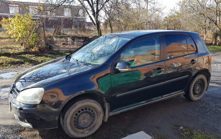 Volkswagen Golf V, 2004 год, 400 000 рублей, 2 фотография