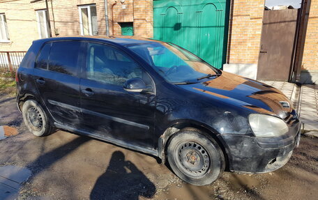 Volkswagen Golf V, 2004 год, 400 000 рублей, 8 фотография