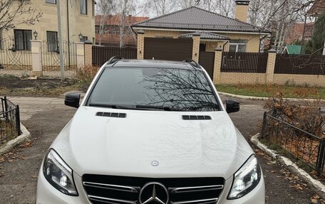 Mercedes-Benz GLE, 2016 год, 4 200 000 рублей, 2 фотография