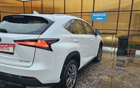 Lexus NX I, 2017 год, 3 200 000 рублей, 3 фотография