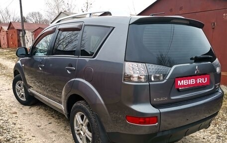 Mitsubishi Outlander III рестайлинг 3, 2008 год, 1 100 000 рублей, 4 фотография