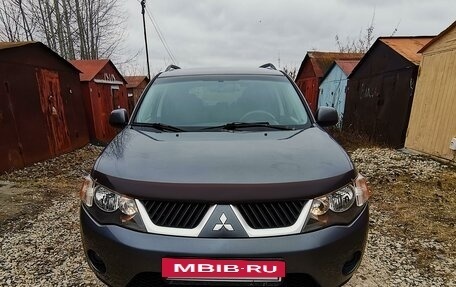 Mitsubishi Outlander III рестайлинг 3, 2008 год, 1 100 000 рублей, 6 фотография