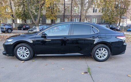 Toyota Camry, 2018 год, 2 800 000 рублей, 2 фотография