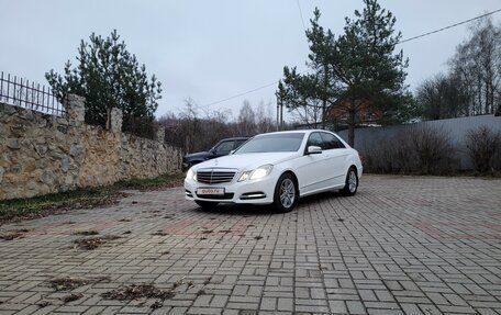 Mercedes-Benz E-Класс, 2012 год, 1 950 000 рублей, 9 фотография