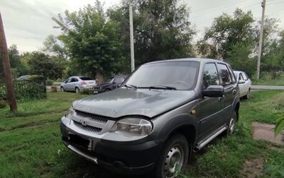 Chevrolet Niva I рестайлинг, 2005 год, 220 000 рублей, 1 фотография