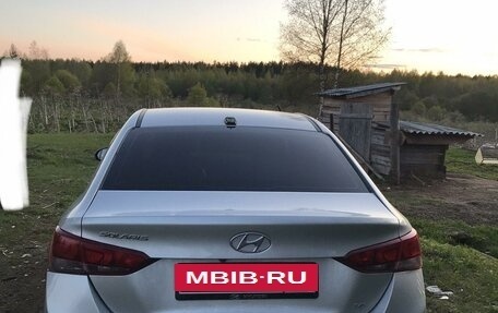 Hyundai Solaris II рестайлинг, 2017 год, 1 100 000 рублей, 5 фотография