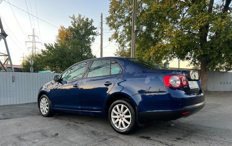 Volkswagen Jetta VI, 2010 год, 755 000 рублей, 1 фотография